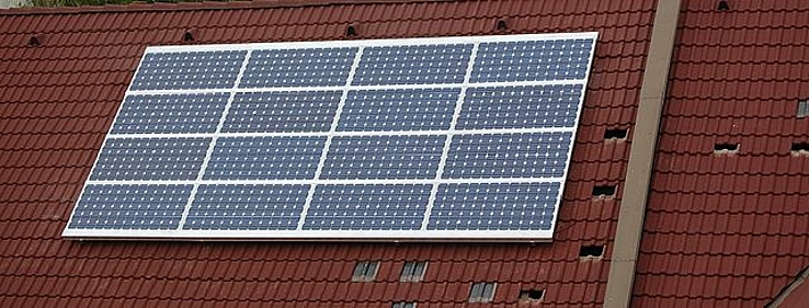 Photovoltaik-Anlage auf Dach
